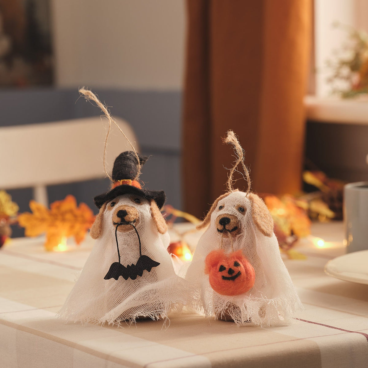 2er Set Halloween-Hunde aus Filz zum Aufhängen