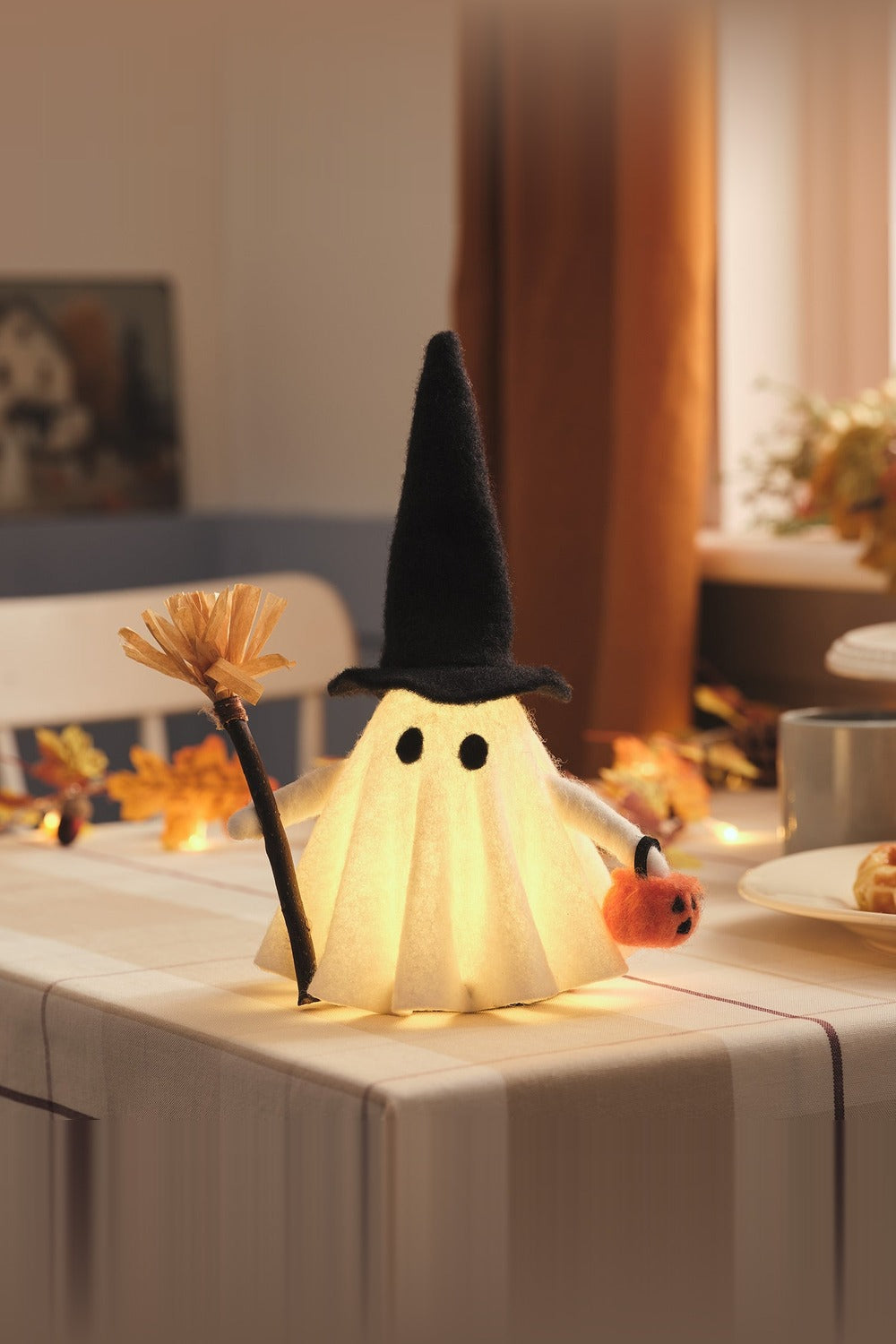 LED-Geist mit Hexenhut & Korb — Halloween Deko mit Timer